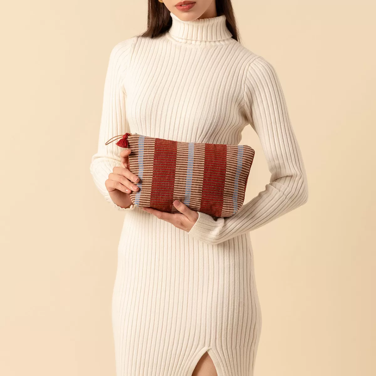 Mercado Global Cristina Pouch
