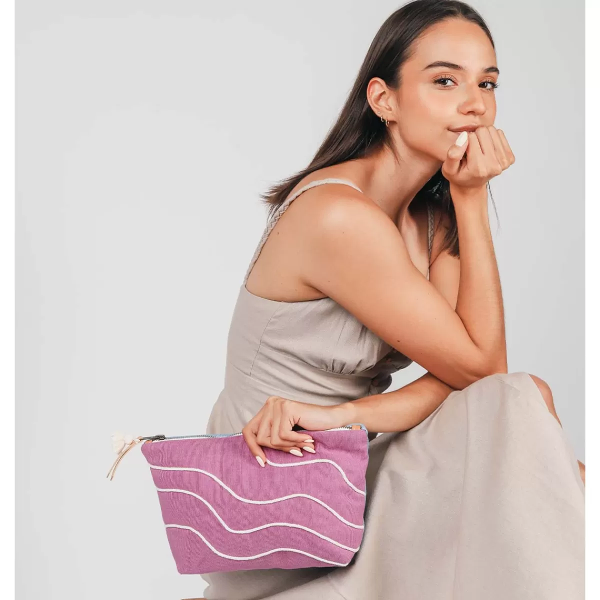 Mercado Global Cristina Pouch