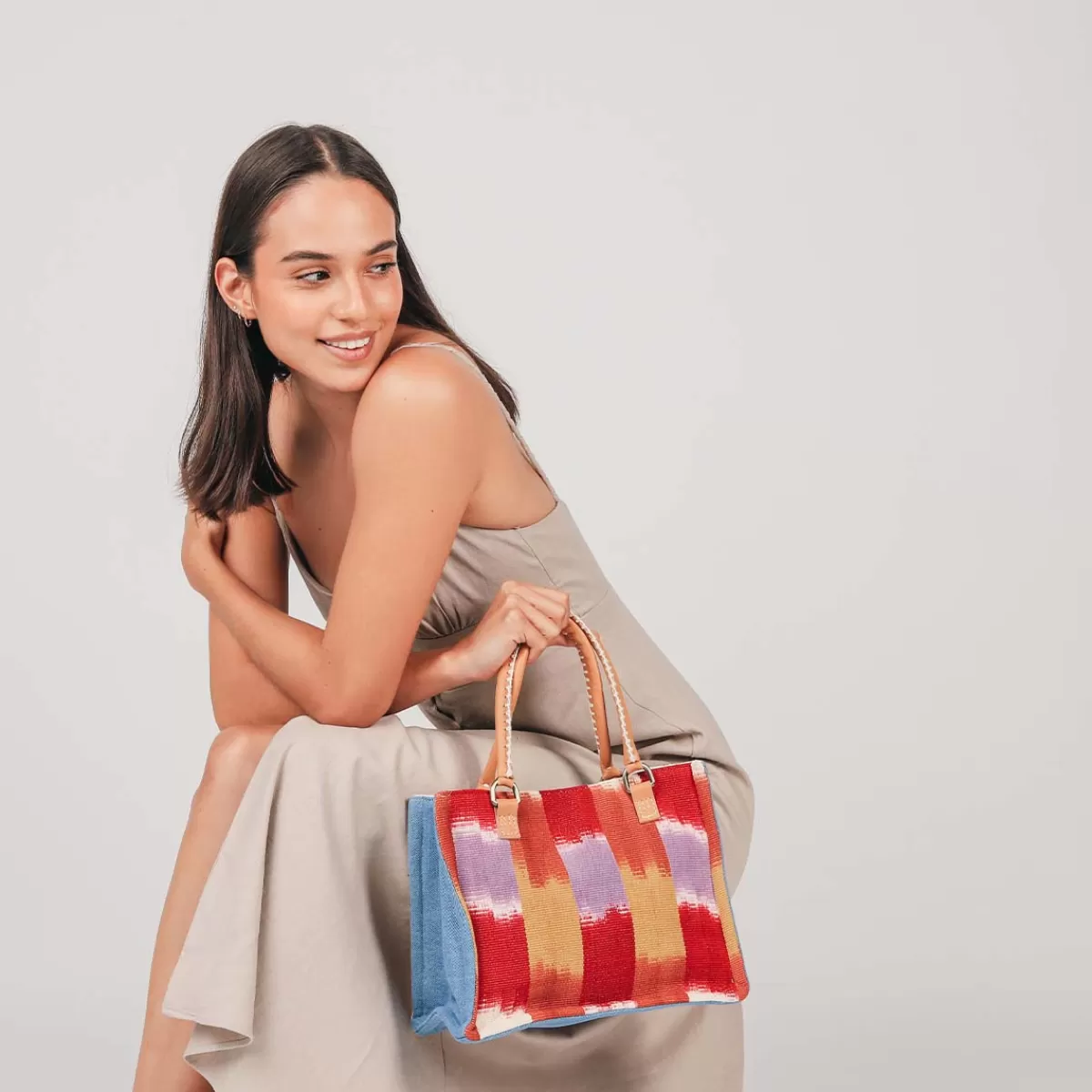 Mercado Global Mini Structured Irma Tote-to-Crossbody